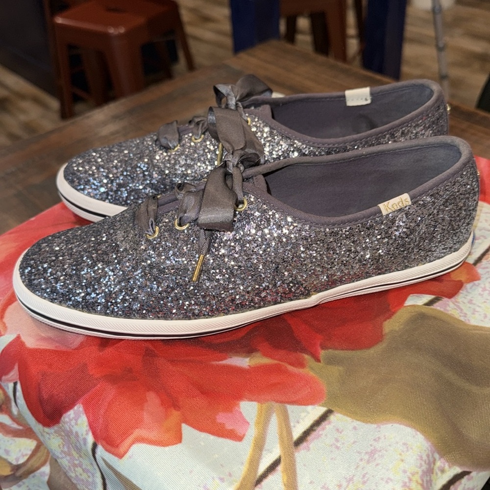 Keds Charcoal Gray Sparkly Sneakers size 8 - Picture 3 of 6
